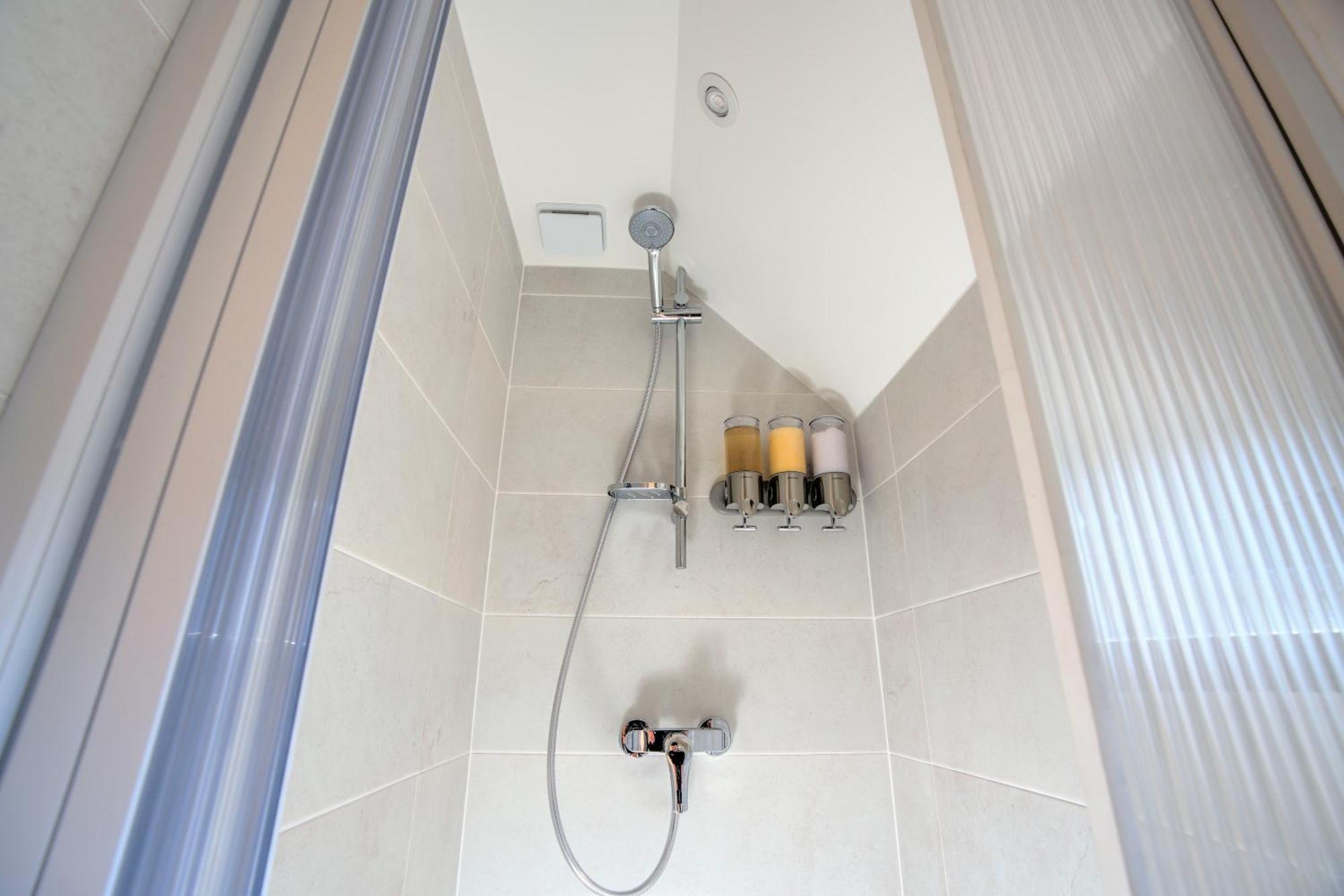 Le Goldenleaf - Netflix/Wi-Fi Fibre - Sejour Lozere Apartment Mende Exterior photo